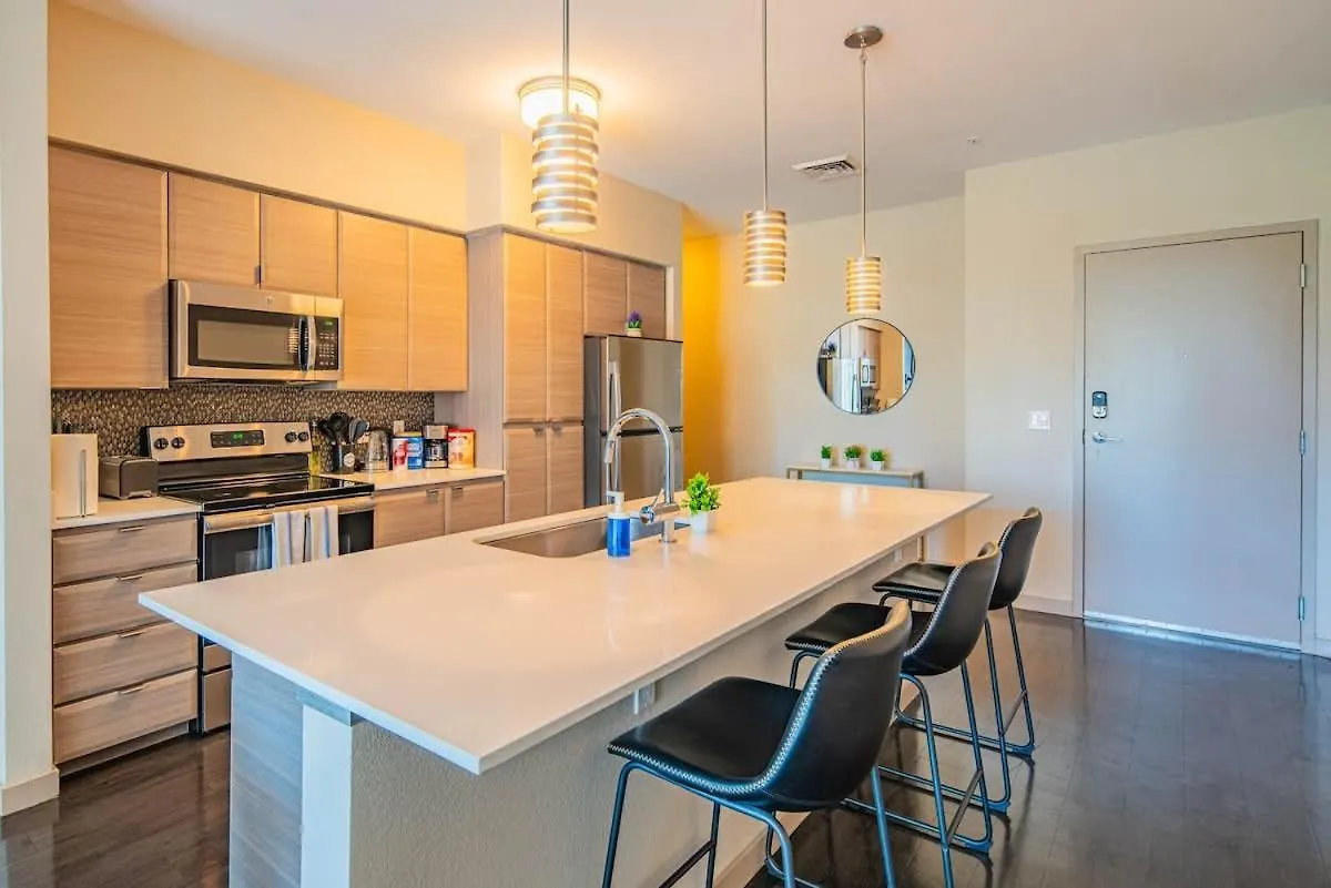 フェニックスUnique 1Bd - Dt Phx - Parking, Gym, Pool - Sleeps 6アパートメント 0*, フェニックス 米国