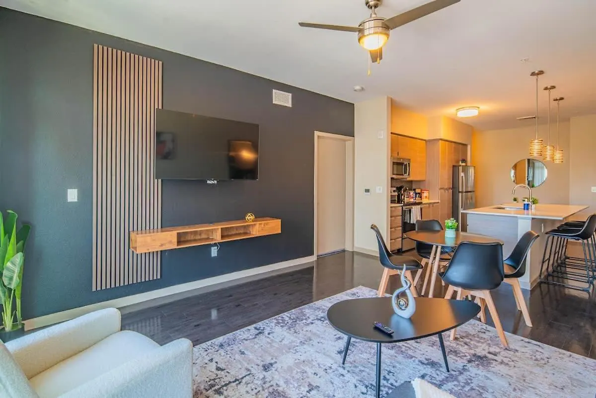 フェニックスUnique 1Bd - Dt Phx - Parking, Gym, Pool - Sleeps 6アパートメント